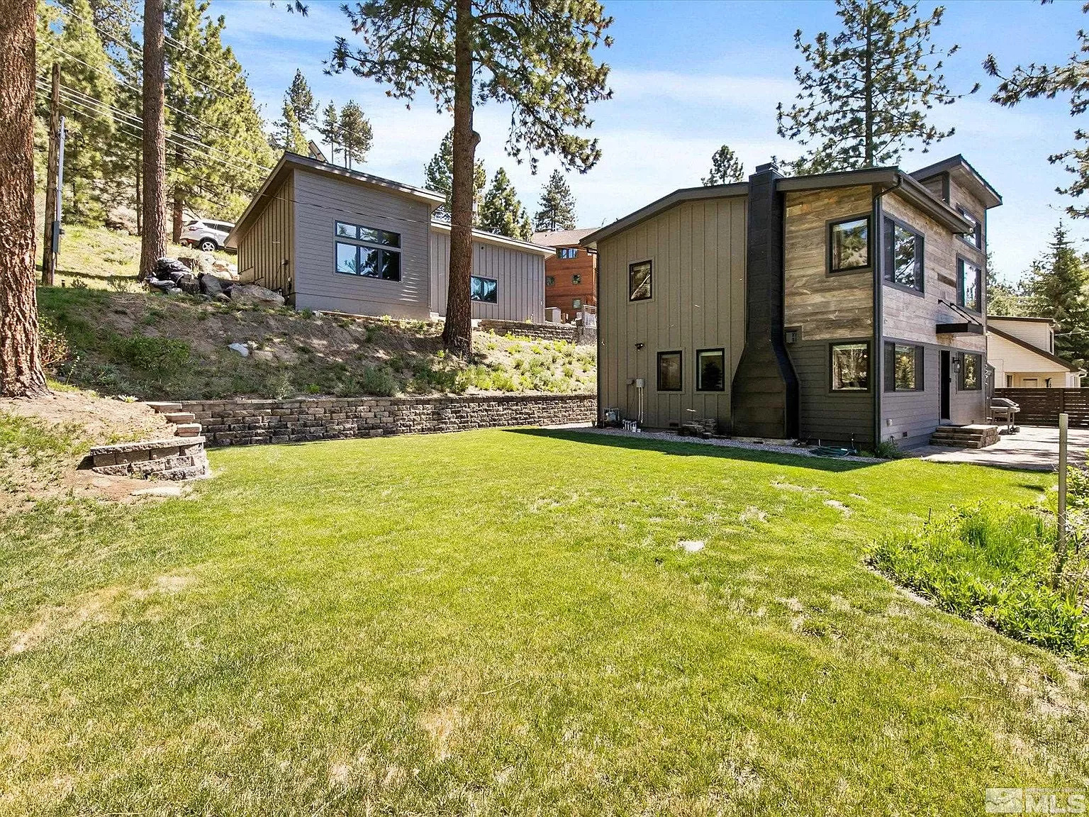 Exterior and Yard, Garage View